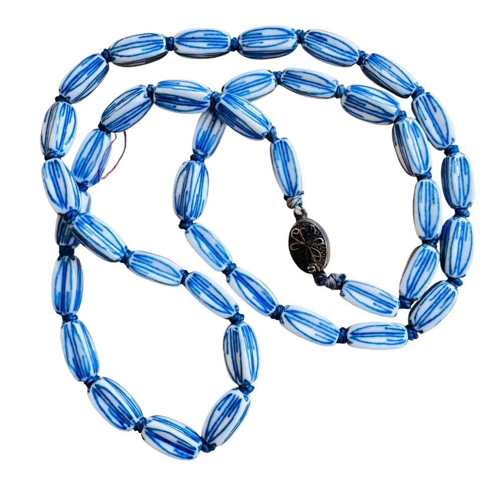 VTG Chinese Export Chevron Beads necklace Blue Hand Painted China Retro Knotted
